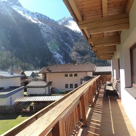 Haus Thomas By Chatel Reizen Bed & Breakfast